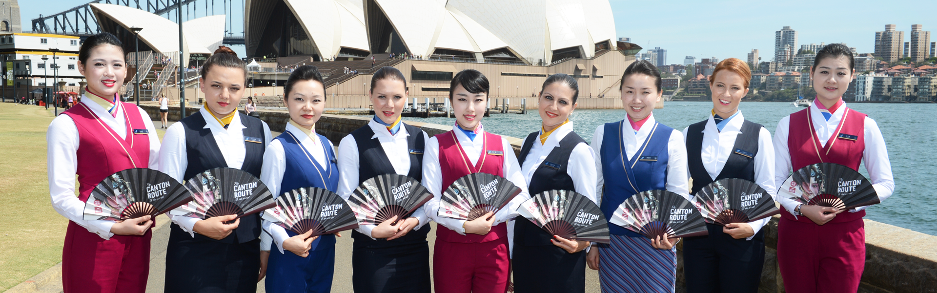 With blue vertical tail inlaid with red kapok as the company logo, China has the largest number of transport aircraft and the most developed route net...